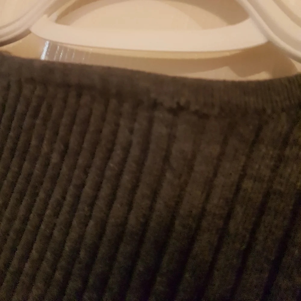 👚 Smart Set V-Neck Striped Bodycon Top - Picture 6 of 6